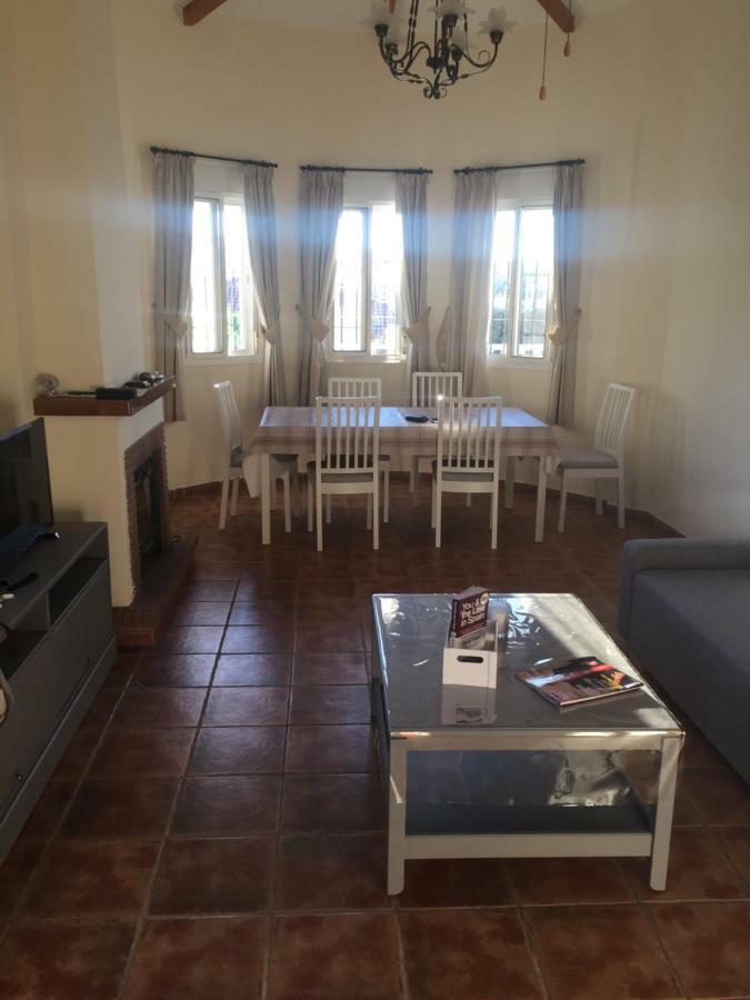 Villa Casa Las Fresas อัลเกาซิน ภายนอก รูปภาพ